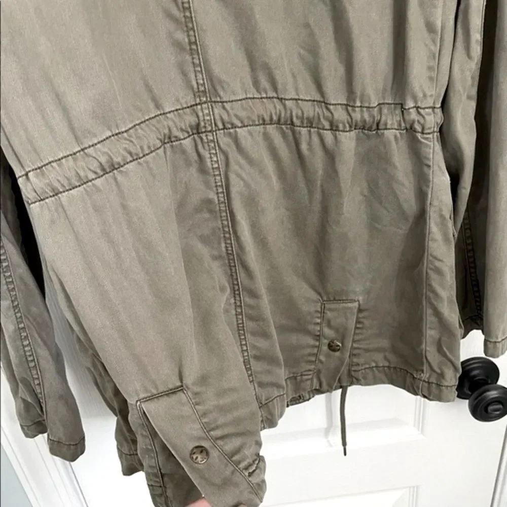 Max Jeans Drawstring Hooded Utility Jacket - Picture 10 of 11